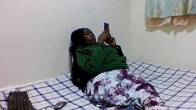 Snapshot of sweetelle09 chatting on 22, 5, 2026 sweetelle09 online show from 22, 5, 2026