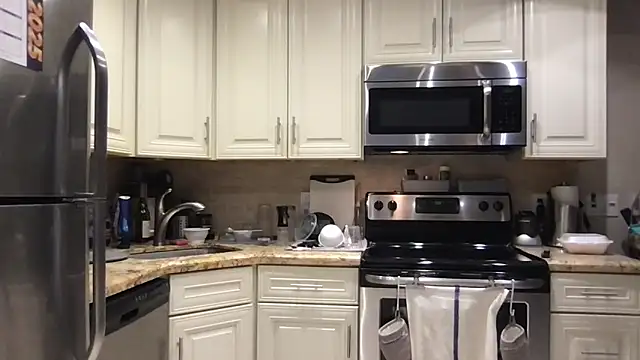 BigGuyMuscle online show from 19, 3, 2025