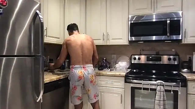 BigGuyMuscle online show from 26, 9, 2025