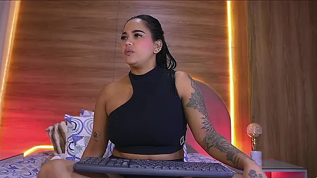 Snapshot of alexaa_walker chatting on 7, 4, 2026 alexaa walker online show from 7, 4, 2026