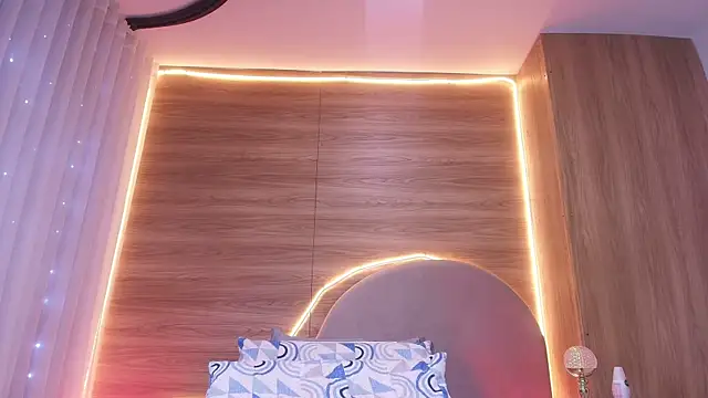 Snapshot of alexaa_walker chatting on 15, 4, 2026 alexaa walker online show from 15, 4, 2026