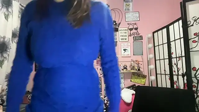 Snapshot of latinacubana chatting on 6, 2, 2025 latinacubana online show from 6, 2, 2025