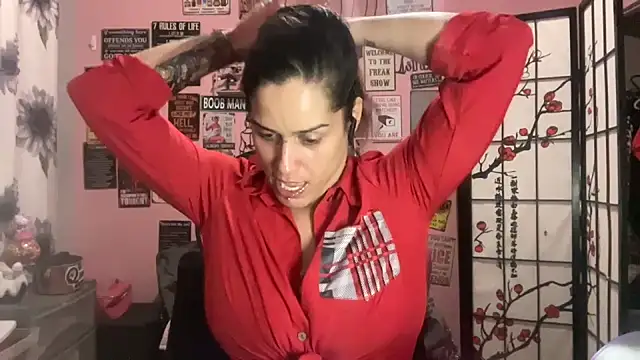 Snapshot of latinacubana chatting on 16, 2, 2025 latinacubana online show from 16, 2, 2025