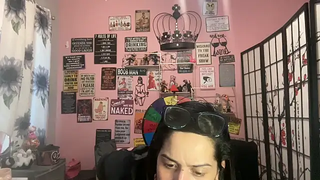 Snapshot of latinacubana chatting on 17, 2, 2025 latinacubana online show from 17, 2, 2025