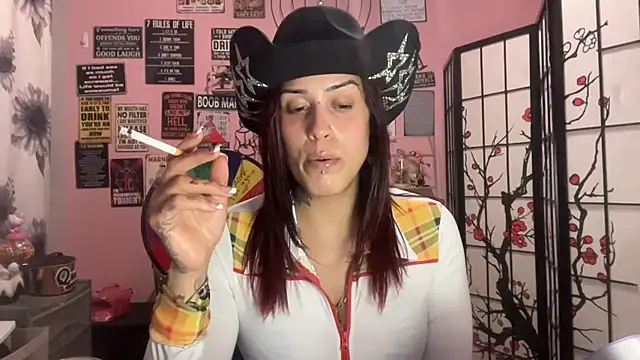 Snapshot of latinacubana chatting on 16, 3, 2025 latinacubana online show from 16, 3, 2025