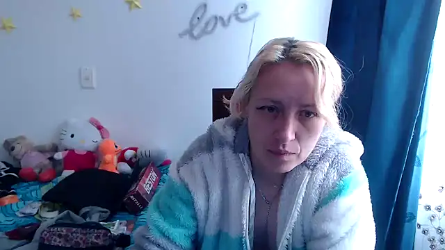 kittykalor09 online show from 16, 12, 2024