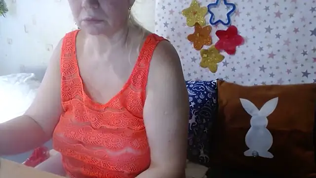 QueenLana online show from 22, 12, 2025