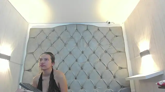 danaythamara1 online show from 12, 2, 2025