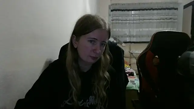 PeterAndJen online show from 10, 10, 2025