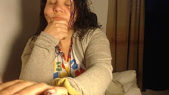 Snapshot of agathamiller01 chatting on 7, 7, 2026 agathamiller01 online show from 7, 7, 2026