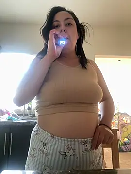 MileyGia online show from 16, 3, 2026