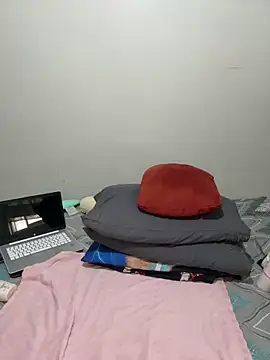 MileyGia online show from 29, 3, 2026