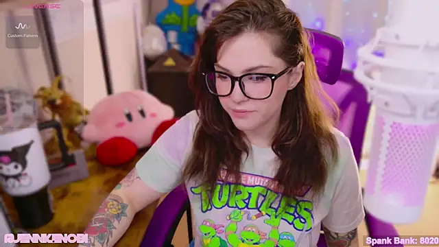 JennKenobi online show from 5, 3, 2025