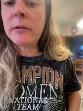 Snapshot of misslulipop chatting on 8, 3, 2025 misslulipop online show from 8, 3, 2025