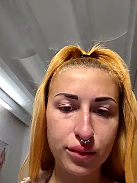 Snapshot of kylie_blck chatting on 19, 1, 2026 kylie blck online show from 19, 1, 2026