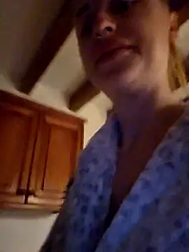 Snapshot of kylie_blck chatting on 26, 2, 2026 kylie blck online show from 26, 2, 2026