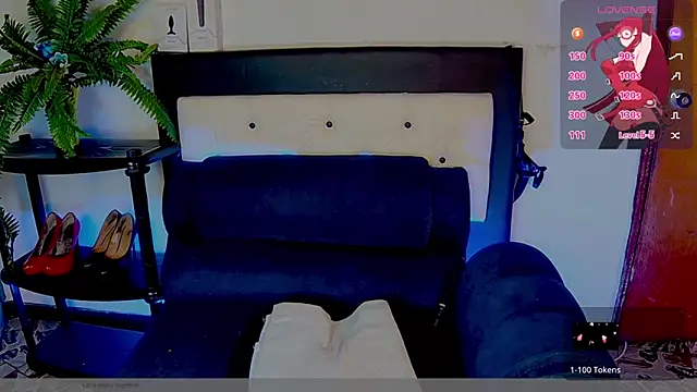 Mommy-pervert online show from 18, 4, 2026