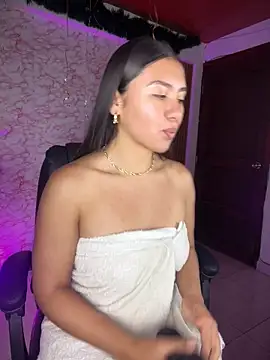 Ambar pe  online show from 22, 4, 2026