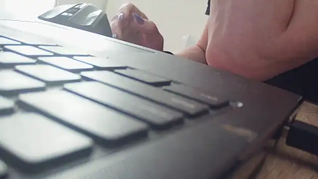 MssAngela online show from 12, 4, 2026