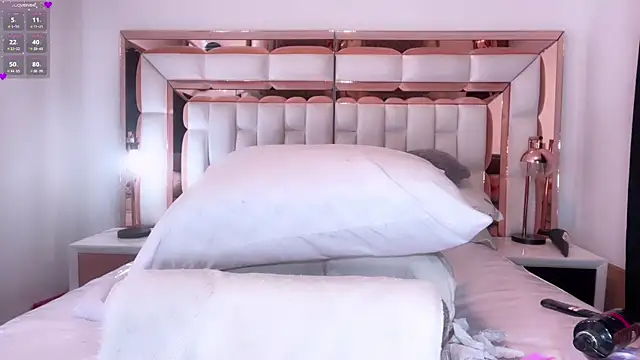 im yours 01 online show from 29, 1, 2025