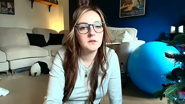 short sweetpea online show from 14, 12, 2025