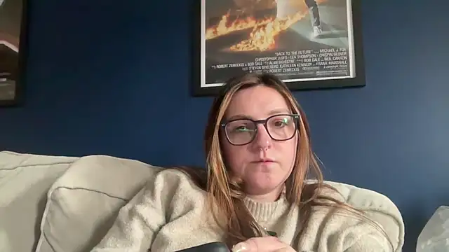 short sweetpea online show from 31, 3, 2026