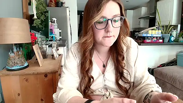 short sweetpea online show from 10, 4, 2026