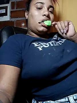 Hilarybunnyy online show from 29, 1, 2025