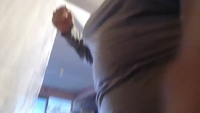 Hilarybunnyy online show from 30, 10, 2025