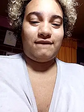 Hilarybunnyy online show from 1, 2, 2026