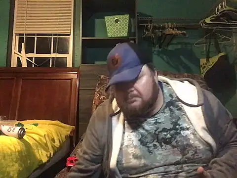 Snapshot of fatdickdaddy448 chatting on 6, 12, 2024 fatdickdaddy448 online show from 6, 12, 2024