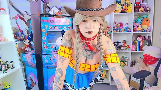 Snapshot of meda_kawaii_ chatting on 2, 10, 2025 meda kawaii online show from 2, 10, 2025