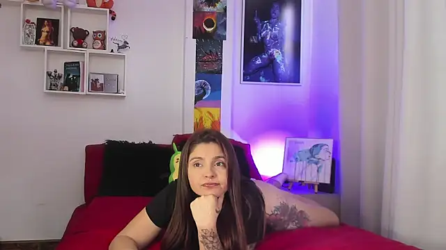 Sarah Jhonson online show from 22, 2, 2025