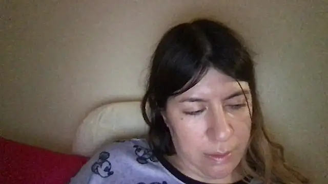 Snapshot of HYPHYtype chatting on 27, 2, 2025 HYPHYtype online show from 27, 2, 2025