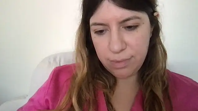 Snapshot of HYPHYtype chatting on 7, 3, 2025 HYPHYtype online show from 7, 3, 2025