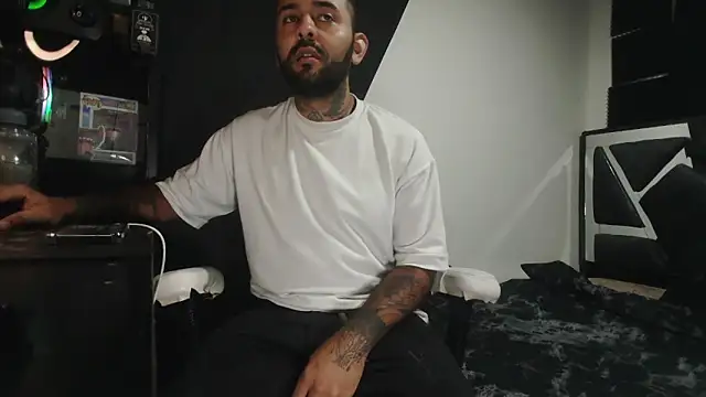 TeddyGominola  online show from 17, 9, 2025