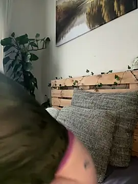 MenaDreadfull online show from 28, 3, 2026