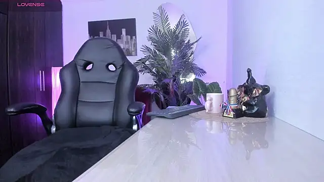 Amaia Bushida online show from 10, 3, 2025