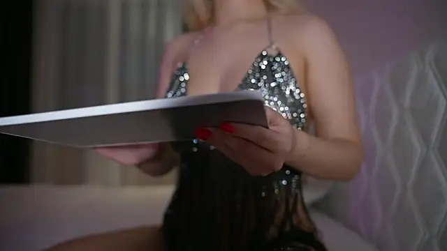 CatchMe1 online show from 25, 2, 2026