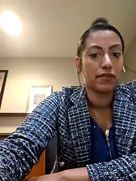 Snapshot of Nikkierosee chatting on 5, 3, 2025 Nikkierosee online show from 5, 3, 2025