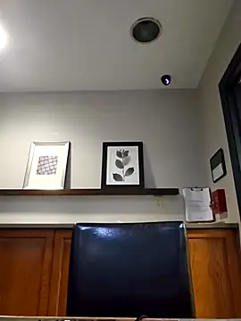 Snapshot of Nikkierosee chatting on 11, 3, 2025 Nikkierosee online show from 11, 3, 2025