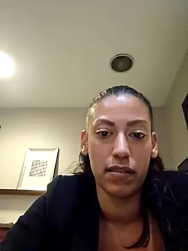 Snapshot of Nikkierosee chatting on 11, 3, 2025 Nikkierosee online show from 11, 3, 2025