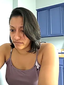 Snapshot of Nikkierosee chatting on 11, 10, 2025 Nikkierosee online show from 11, 10, 2025