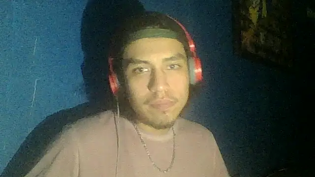 AlexAlejandro13 online show from 4, 10, 2025