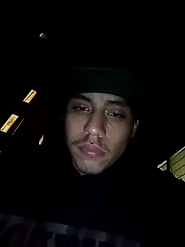 AlexAlejandro13 online show from 6, 11, 2025