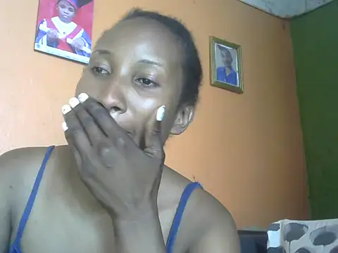 Snapshot of Athena_2019 chatting on 25, 11, 2025 Athena 2019 online show from 25, 11, 2025