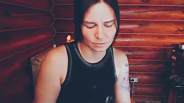 Snapshot of Platina_Fox chatting on 13, 2, 2026 Platina Fox online show from 13, 2, 2026