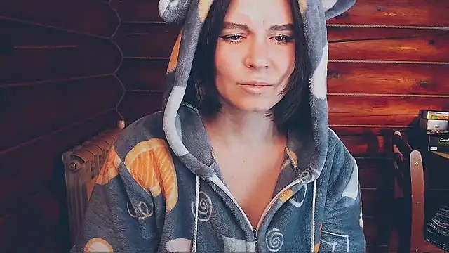 Snapshot of Platina_Fox chatting on 22, 2, 2026 Platina Fox online show from 22, 2, 2026