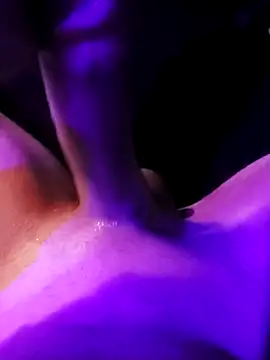 Snapshot of MrDaRkO_420 chatting on 15, 2, 2025 MrDaRkO 420 online show from 15, 2, 2025