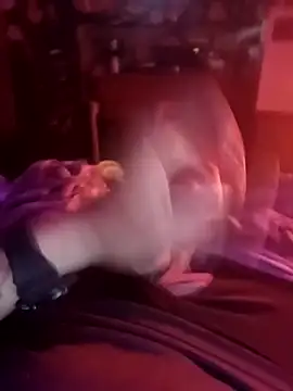 Snapshot of MrDaRkO_420 chatting on 16, 11, 2025 MrDaRkO 420 online show from 16, 11, 2025